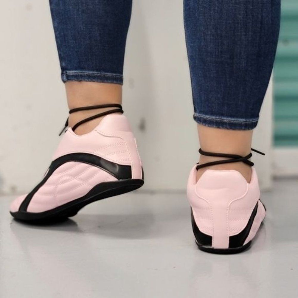 Pink Round Close Toe Low Top Sneakers for Women - Picture 3 of 4